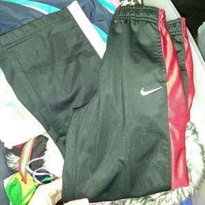 Boys nike pants black and red size 7 boys